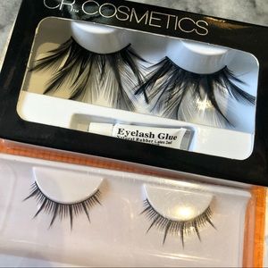 2 Sets of False Eye Lashes- Feather & Spiked